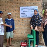 Dosen Polmed Berikan Bantuan Mesin Pencabut Bulu Ayam kepada Pedagang di Kelurahan Jati Karya Binjai