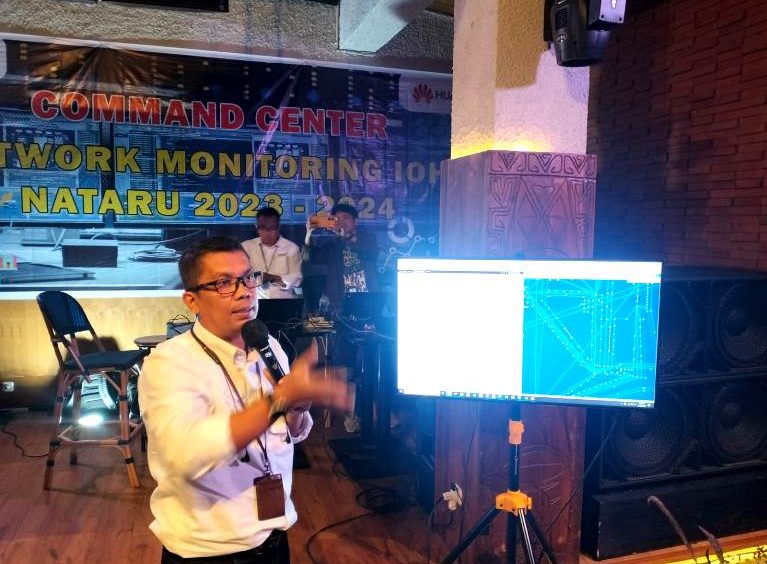 Heri Santosa ketika menyampaikan upgrade kapasitas jaringan Indosat, Rabu (20/12/2023) di Medan